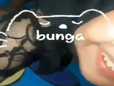 Bokep Indo Ketawa Sambil Digenjot